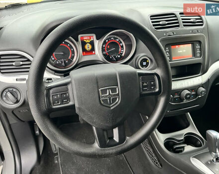 Серый Додж Джорни, объемом двигателя 2.36 л и пробегом 105 тыс. км за 13600 $, фото 31 на Automoto.ua