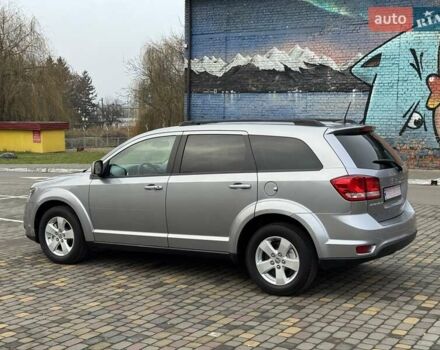 Сірий Додж Джорні, об'ємом двигуна 2.4 л та пробігом 124 тис. км за 13499 $, фото 5 на Automoto.ua