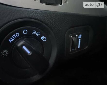 Серый Додж Джорни, объемом двигателя 2.36 л и пробегом 173 тыс. км за 13600 $, фото 15 на Automoto.ua