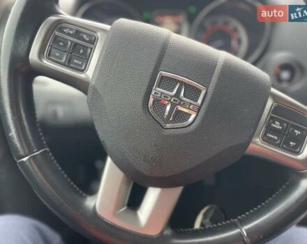 Додж Джорни 2020 в Киеве на Automoto.ua Серый Додж Джорни, объемом двигателя 2.36 л и пробегом 99 тыс. км за 14600 $, фото 12 на Automoto.ua