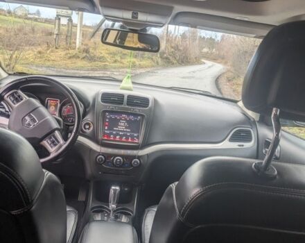 Серый Додж Джорни, объемом двигателя 2 л и пробегом 167 тыс. км за 12900 $, фото 7 на Automoto.ua