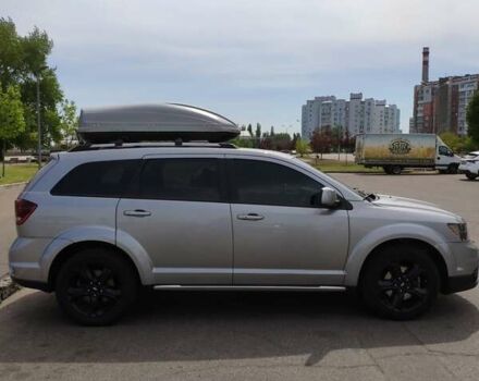 Серый Додж Джорни, объемом двигателя 2.4 л и пробегом 94 тыс. км за 15200 $, фото 7 на Automoto.ua