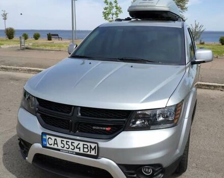 Серый Додж Джорни, объемом двигателя 2.4 л и пробегом 94 тыс. км за 15200 $, фото 1 на Automoto.ua