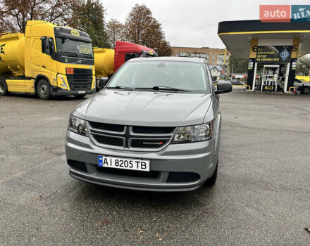Серый Додж Джорни, объемом двигателя 2.36 л и пробегом 105 тыс. км за 13600 $, фото 9 на Automoto.ua