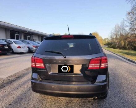 Серый Додж Джорни, объемом двигателя 2.4 л и пробегом 53 тыс. км за 2400 $, фото 3 на Automoto.ua