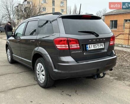 Серый Додж Джорни, объемом двигателя 2.4 л и пробегом 122 тыс. км за 13500 $, фото 1 на Automoto.ua