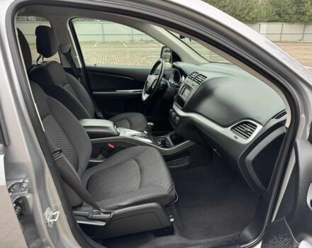 Серый Додж Джорни, объемом двигателя 2.4 л и пробегом 124 тыс. км за 13499 $, фото 23 на Automoto.ua