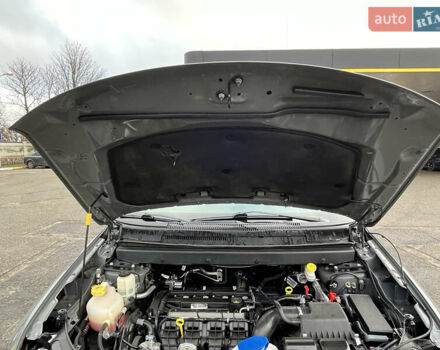 Серый Додж Джорни, объемом двигателя 2.36 л и пробегом 106 тыс. км за 13500 $, фото 57 на Automoto.ua