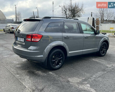 Серый Додж Джорни, объемом двигателя 2.36 л и пробегом 106 тыс. км за 13500 $, фото 15 на Automoto.ua