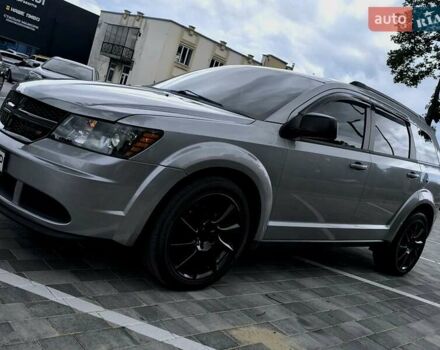 Серый Додж Джорни, объемом двигателя 2.4 л и пробегом 150 тыс. км за 15900 $, фото 8 на Automoto.ua