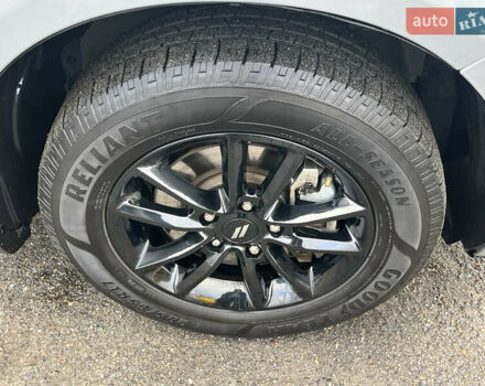 Серый Додж Джорни, объемом двигателя 2.36 л и пробегом 106 тыс. км за 13500 $, фото 49 на Automoto.ua