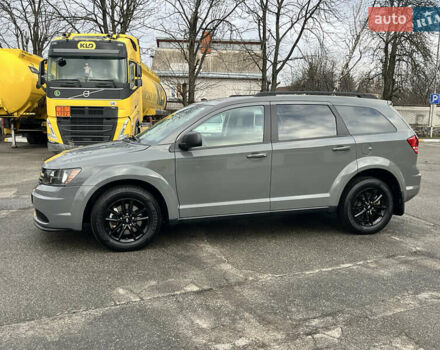 Серый Додж Джорни, объемом двигателя 2.36 л и пробегом 106 тыс. км за 13500 $, фото 28 на Automoto.ua