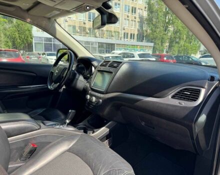 Сірий Додж Джорні, об'ємом двигуна 2.4 л та пробігом 125 тис. км за 15400 $, фото 18 на Automoto.ua