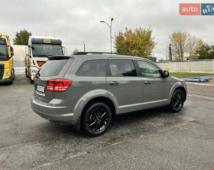 Серый Додж Джорни, объемом двигателя 2.36 л и пробегом 105 тыс. км за 13600 $, фото 18 на Automoto.ua