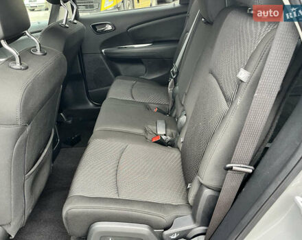 Серый Додж Джорни, объемом двигателя 2.36 л и пробегом 106 тыс. км за 13500 $, фото 38 на Automoto.ua