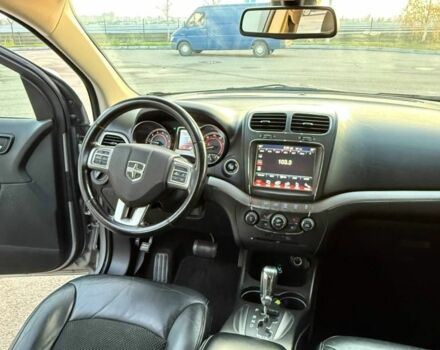 Сірий Додж Джорні, об'ємом двигуна 2.4 л та пробігом 127 тис. км за 14999 $, фото 11 на Automoto.ua