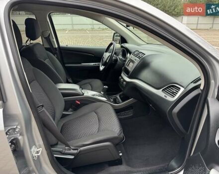 Сірий Додж Джорні, об'ємом двигуна 2.4 л та пробігом 124 тис. км за 13499 $, фото 26 на Automoto.ua