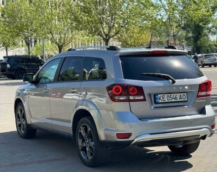 Сірий Додж Джорні, об'ємом двигуна 2.4 л та пробігом 125 тис. км за 15400 $, фото 4 на Automoto.ua