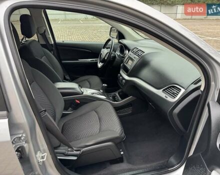 Сірий Додж Джорні, об'ємом двигуна 2.4 л та пробігом 124 тис. км за 13499 $, фото 19 на Automoto.ua