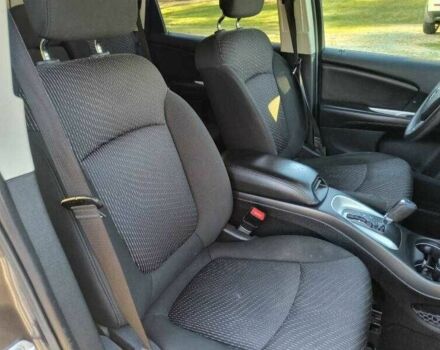 Серый Додж Джорни, объемом двигателя 2.4 л и пробегом 53 тыс. км за 2400 $, фото 12 на Automoto.ua