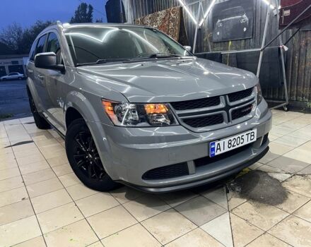 Сірий Додж Джорні, об'ємом двигуна 2.4 л та пробігом 105 тис. км за 13600 $, фото 4 на Automoto.ua
