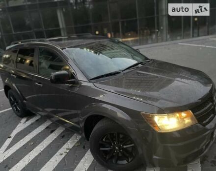 Серый Додж Джорни, объемом двигателя 2.36 л и пробегом 173 тыс. км за 13600 $, фото 10 на Automoto.ua