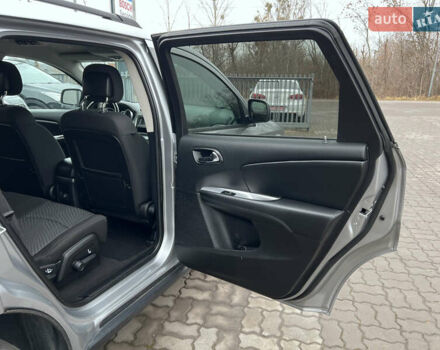 Серый Додж Джорни, объемом двигателя 2.4 л и пробегом 126 тыс. км за 12790 $, фото 29 на Automoto.ua