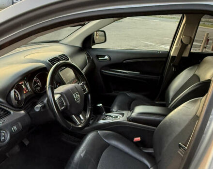 Серый Додж Джорни, объемом двигателя 2.36 л и пробегом 127 тыс. км за 14999 $, фото 18 на Automoto.ua