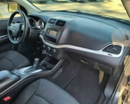 Серый Додж Джорни, объемом двигателя 2.4 л и пробегом 53 тыс. км за 2400 $, фото 11 на Automoto.ua