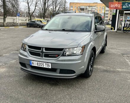 Серый Додж Джорни, объемом двигателя 2.36 л и пробегом 106 тыс. км за 13500 $, фото 24 на Automoto.ua