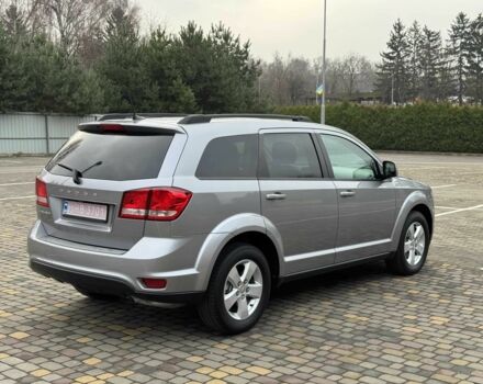 Серый Додж Джорни, объемом двигателя 2.4 л и пробегом 124 тыс. км за 13499 $, фото 8 на Automoto.ua