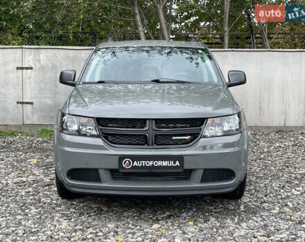 Додж Джорни 2020 в Киеве на Automoto.ua Серый Додж Джорни, объемом двигателя 2.36 л и пробегом 92 тыс. км за 14990 $, фото 3 на Automoto.ua