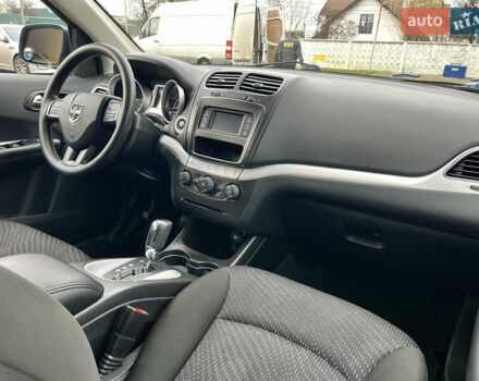 Серый Додж Джорни, объемом двигателя 2.36 л и пробегом 106 тыс. км за 13500 $, фото 40 на Automoto.ua