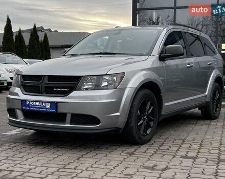 Серый Додж Джорни, объемом двигателя 2.4 л и пробегом 126 тыс. км за 12790 $, фото 7 на Automoto.ua
