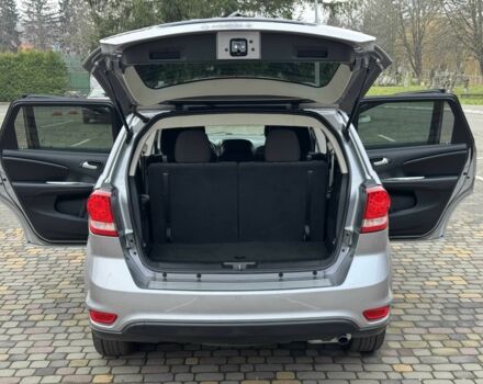 Серый Додж Джорни, объемом двигателя 2.4 л и пробегом 124 тыс. км за 13499 $, фото 15 на Automoto.ua