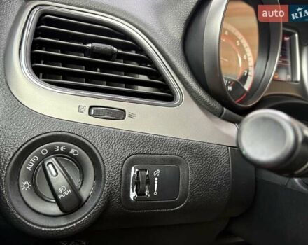 Додж Джорни 2020 в Киеве на Automoto.ua Серый Додж Джорни, объемом двигателя 2.36 л и пробегом 153 тыс. км за 13700 $, фото 17 на Automoto.ua