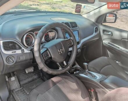 Серый Додж Джорни, объемом двигателя 2.4 л и пробегом 150 тыс. км за 15900 $, фото 13 на Automoto.ua