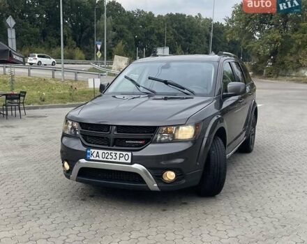 Додж Джорни 2020 в Киеве на Automoto.ua Серый Додж Джорни, объемом двигателя 2.36 л и пробегом 99 тыс. км за 14600 $, фото 1 на Automoto.ua