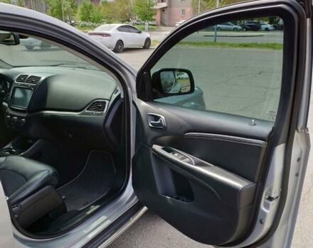 Серый Додж Джорни, объемом двигателя 2.4 л и пробегом 94 тыс. км за 15200 $, фото 9 на Automoto.ua