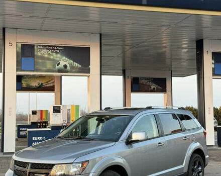 Серый Додж Джорни, объемом двигателя 2.36 л и пробегом 127 тыс. км за 14999 $, фото 4 на Automoto.ua