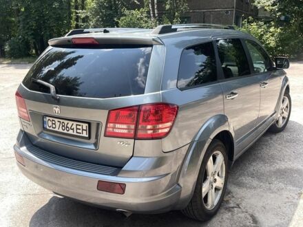 Серый Додж Джорни, объемом двигателя 2 л и пробегом 180 тыс. км за 8200 $, фото 1 на Automoto.ua