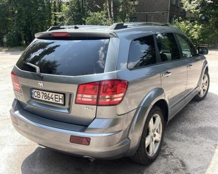 Серый Додж Джорни, объемом двигателя 2 л и пробегом 180 тыс. км за 8200 $, фото 1 на Automoto.ua