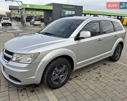 Серый Додж Джорни, объемом двигателя 2 л и пробегом 230 тыс. км за 7100 $, фото 1 на Automoto.ua