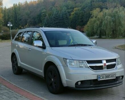 Серый Додж Джорни, объемом двигателя 2 л и пробегом 170 тыс. км за 10133 $, фото 1 на Automoto.ua