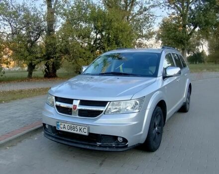Серый Додж Джорни, объемом двигателя 2 л и пробегом 160 тыс. км за 10300 $, фото 1 на Automoto.ua