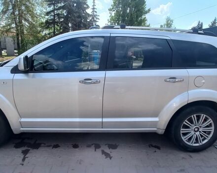 Серый Додж Джорни, объемом двигателя 2 л и пробегом 145 тыс. км за 9000 $, фото 1 на Automoto.ua