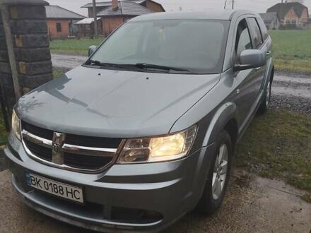 Серый Додж Джорни, объемом двигателя 1.97 л и пробегом 168 тыс. км за 8500 $, фото 1 на Automoto.ua