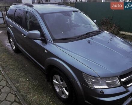 Сірий Додж Джорні, об'ємом двигуна 2 л та пробігом 230 тис. км за 10000 $, фото 1 на Automoto.ua