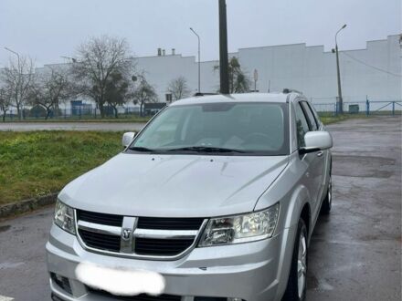 Сірий Додж Джорні, об'ємом двигуна 2 л та пробігом 167 тис. км за 9500 $, фото 1 на Automoto.ua