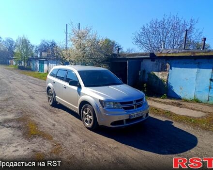Серый Додж Джорни, объемом двигателя 2.4 л и пробегом 182 тыс. км за 9000 $, фото 1 на Automoto.ua